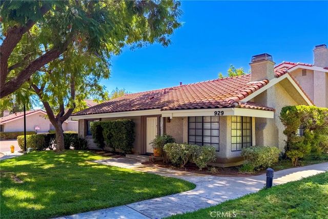 929 Thistlegate, Oak Park, CA 91377