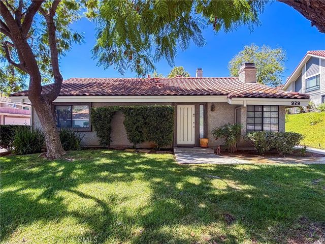 929 Thistlegate, Oak Park, CA 91377