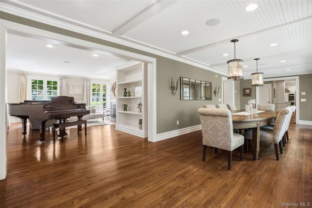 40 Algonquin Drive, Chappaqua, NY 10514