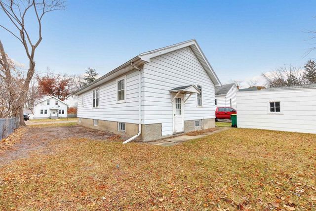 1474 FARLIN AVENUE, Green Bay, WI 54302