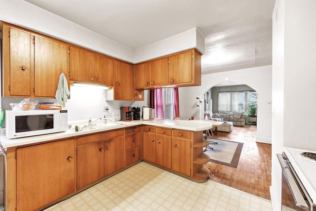 1474 FARLIN AVENUE, Green Bay, WI 54302