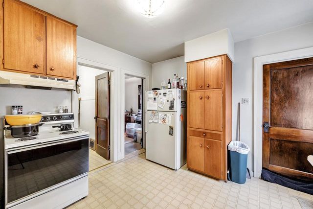 1474 FARLIN AVENUE, Green Bay, WI 54302