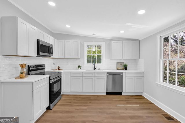 5121 Central Drive, Stone Mountain, GA 30083