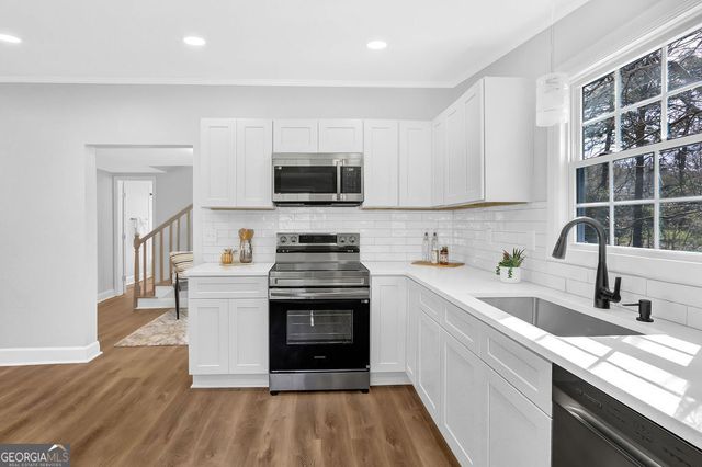 5121 Central Drive, Stone Mountain, GA 30083