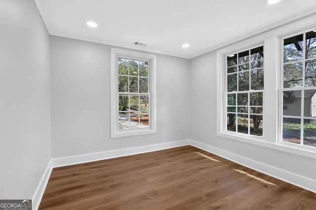 5121 Central Drive, Stone Mountain, GA 30083