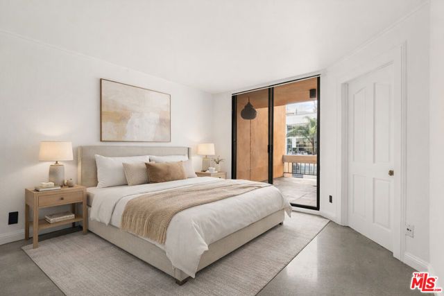 740 N Kings Road 102, West Hollywood, CA 90069