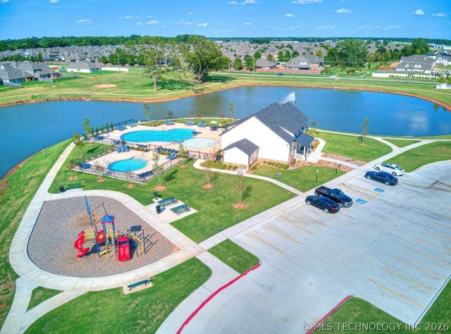 12420 S Oxford Avenue, Bixby, OK 74008