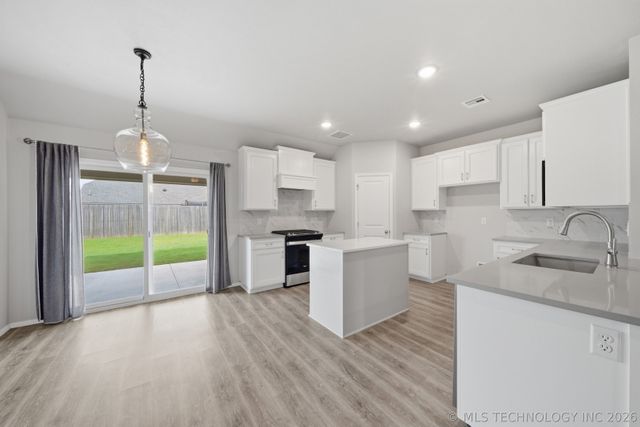 12420 S Oxford Avenue, Bixby, OK 74008