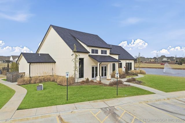 12420 S Oxford Avenue, Bixby, OK 74008