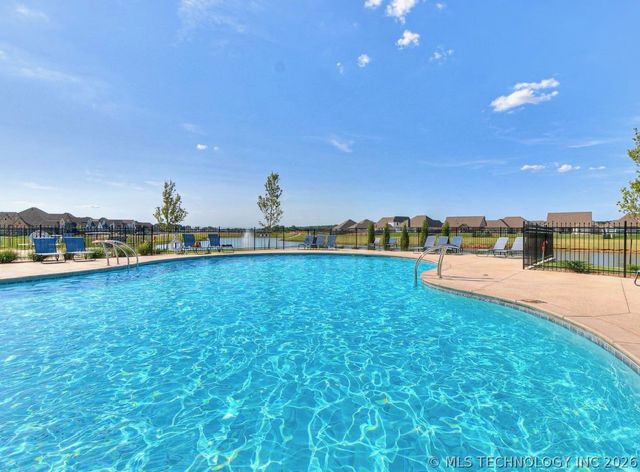 12420 S Oxford Avenue, Bixby, OK 74008