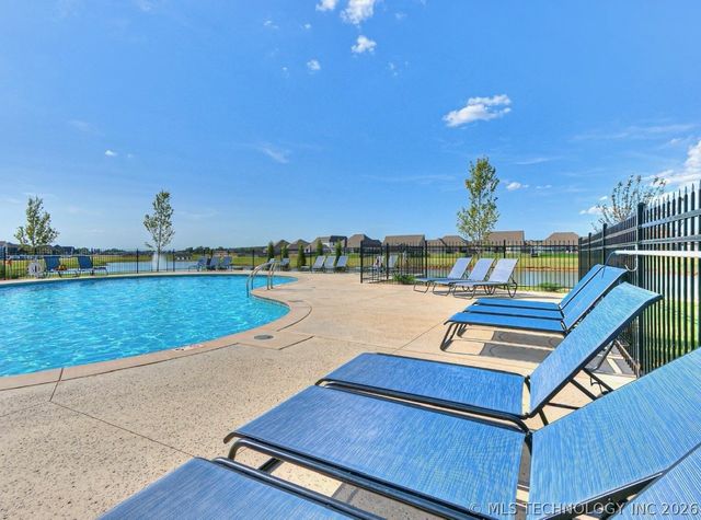 12420 S Oxford Avenue, Bixby, OK 74008