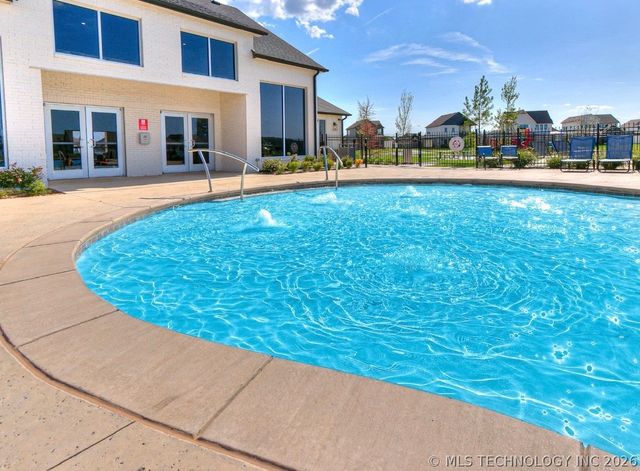 12420 S Oxford Avenue, Bixby, OK 74008