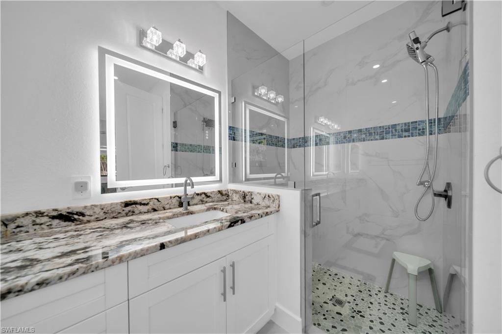 Image 28 of property listing at 2127 SW 17TH PL, Cape Coral, FL 33991