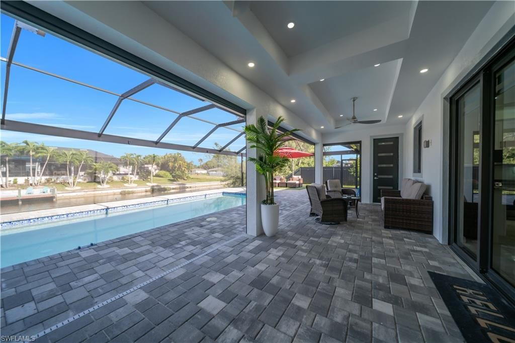 Image 37 of property listing at 2127 SW 17TH PL, Cape Coral, FL 33991