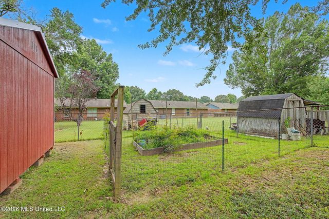 3355 Greenway Drive, Horn Lake, MS 38637