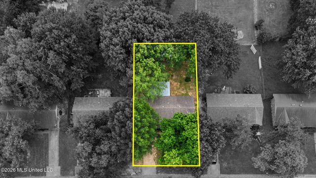 3355 Greenway Drive, Horn Lake, MS 38637