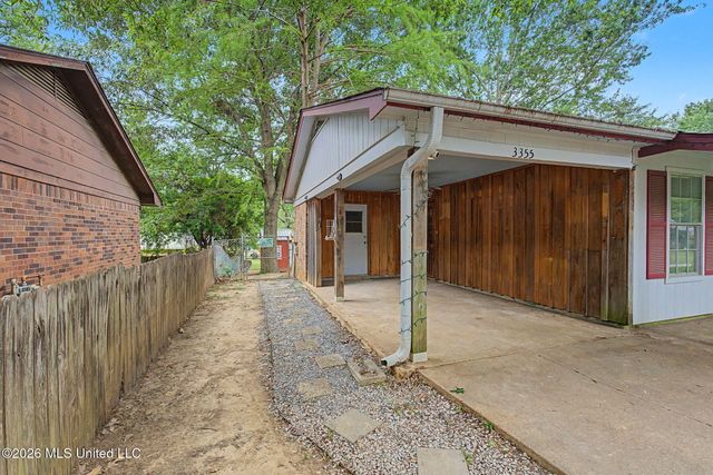 3355 Greenway Drive, Horn Lake, MS 38637