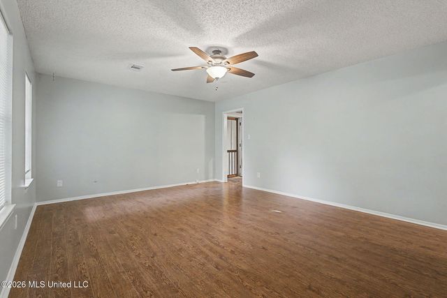 3355 Greenway Drive, Horn Lake, MS 38637