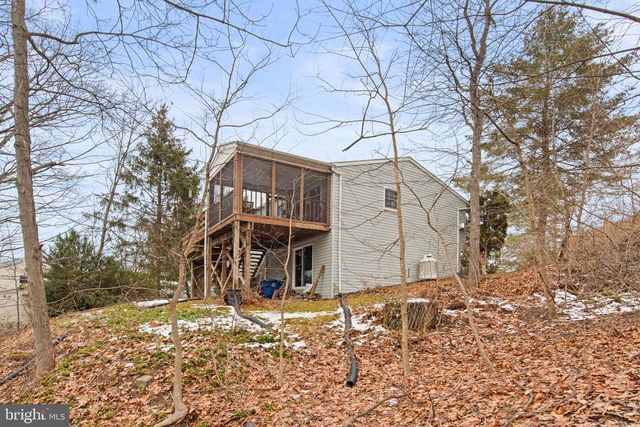 122 WAYNE DR, Harrisburg, PA 17112