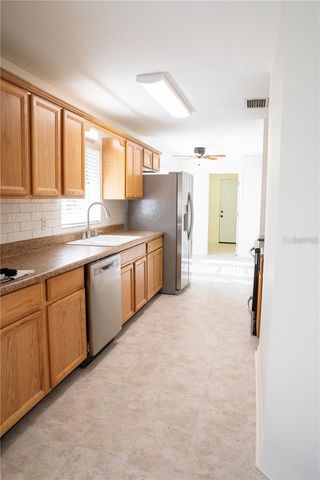 4279 NE 32ND CIRCLE, Ocala, FL 34479