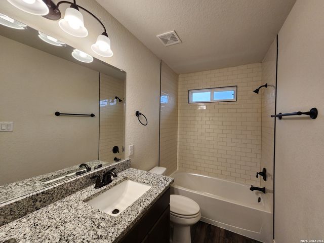 340 Untermaier St, New Braunfels, TX 78130