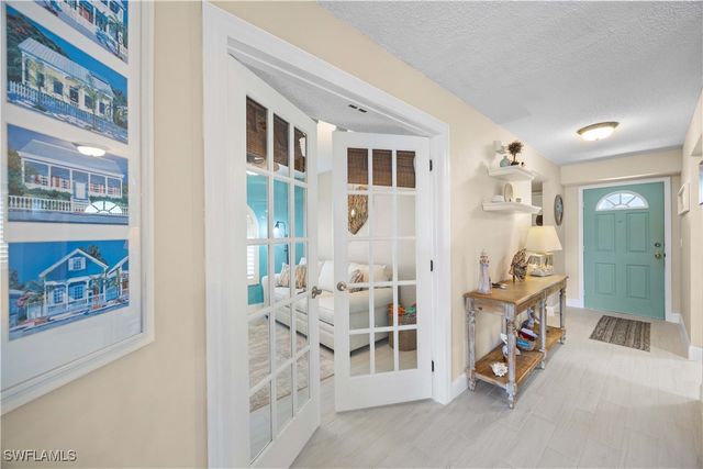 955 New Waterford DR D104, Naples, FL 34104
