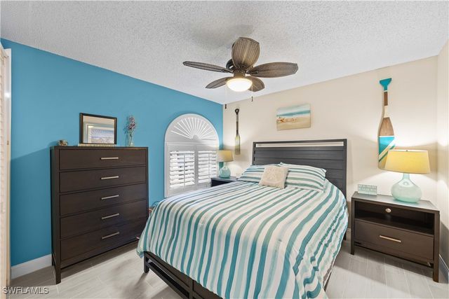 955 New Waterford DR D104, Naples, FL 34104