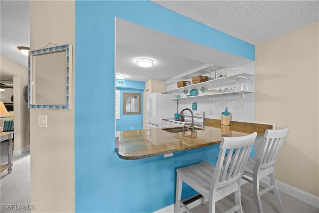 955 New Waterford DR D104, Naples, FL 34104