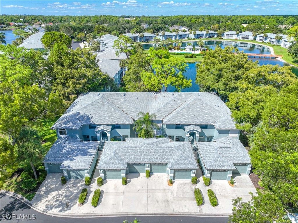 955 New Waterford DR D104, Naples, FL 34104