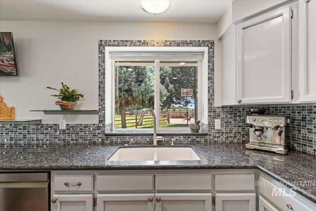 7345 Silver Bullet Ln, Star, ID 83669