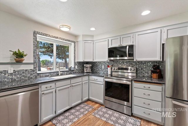 7345 Silver Bullet Ln, Star, ID 83669