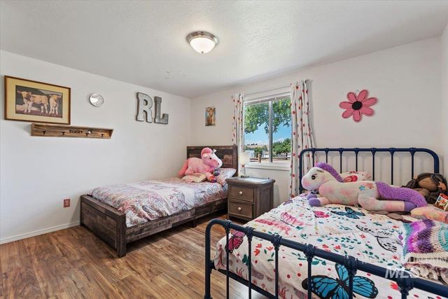 7345 Silver Bullet Ln, Star, ID 83669