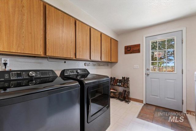 7345 Silver Bullet Ln, Star, ID 83669