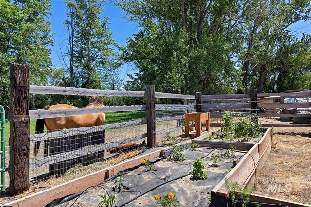 7345 Silver Bullet Ln, Star, ID 83669