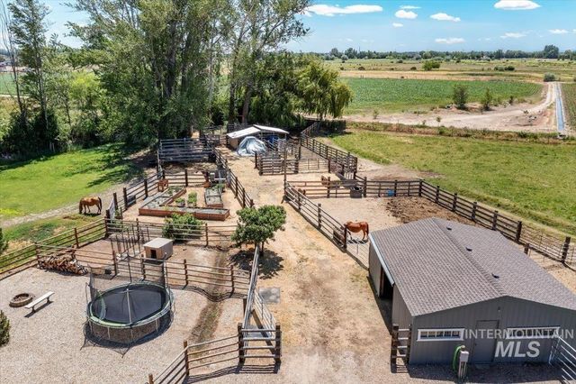 7345 Silver Bullet Ln, Star, ID 83669