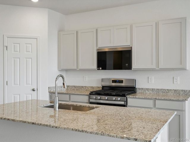 17498 E 90th Place, Commerce City, CO 80022