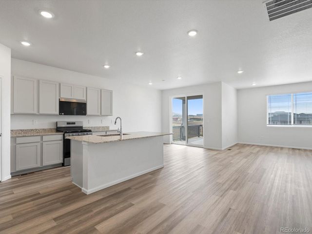 17498 E 90th Place, Commerce City, CO 80022