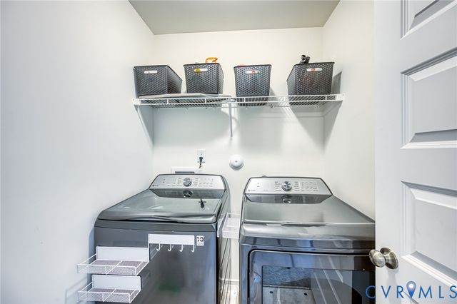 18521 Palisades Rdg, Moseley, VA 23120