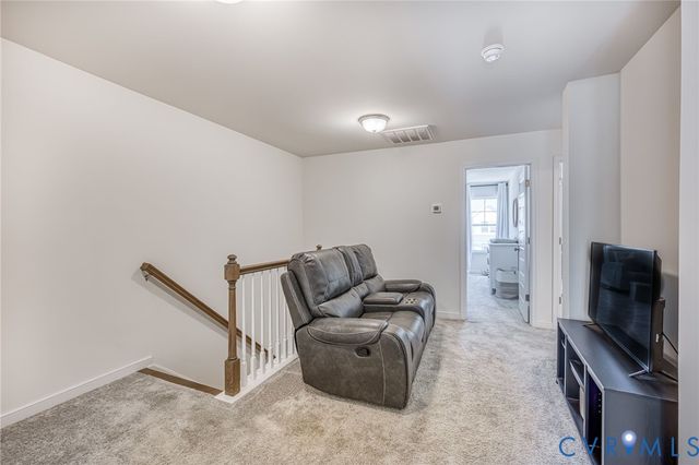 18521 Palisades Rdg, Moseley, VA 23120