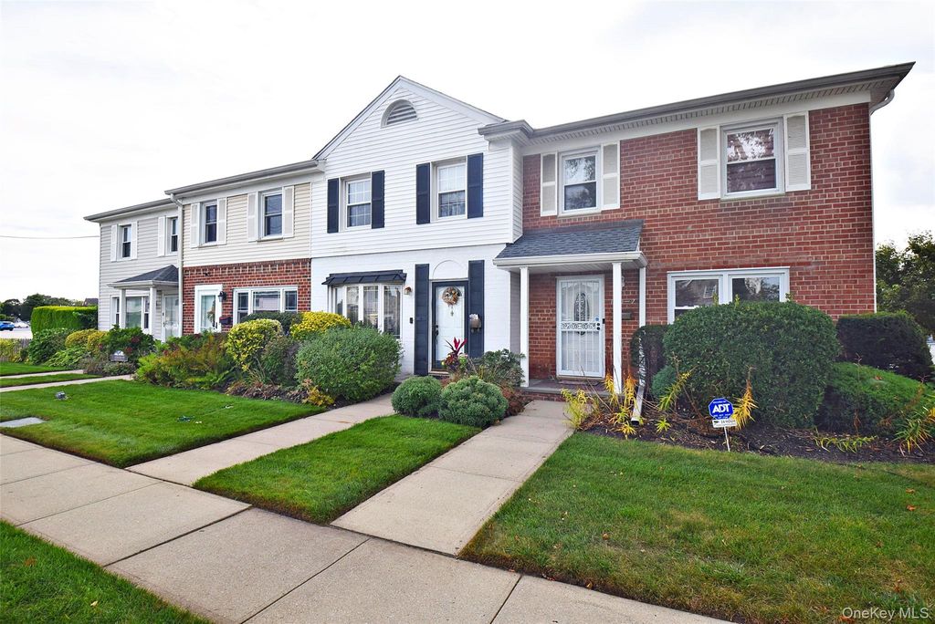 1810 Front Street 7, East Meadow, NY 11554