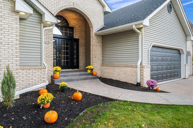 1162 Lakewood Drive S, Maplewood, MN 55119