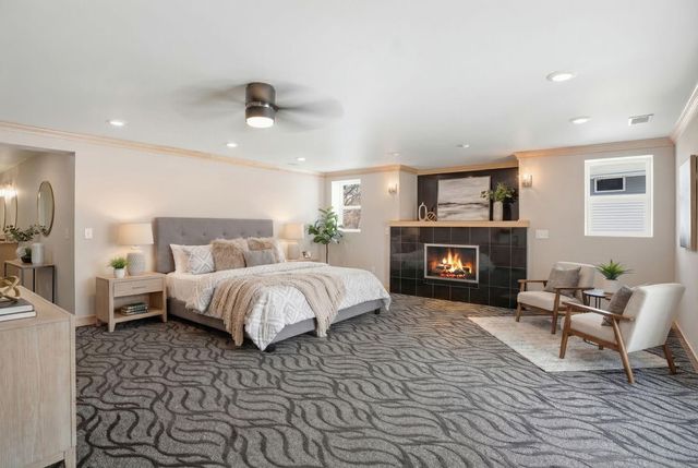 1162 Lakewood Drive S, Maplewood, MN 55119