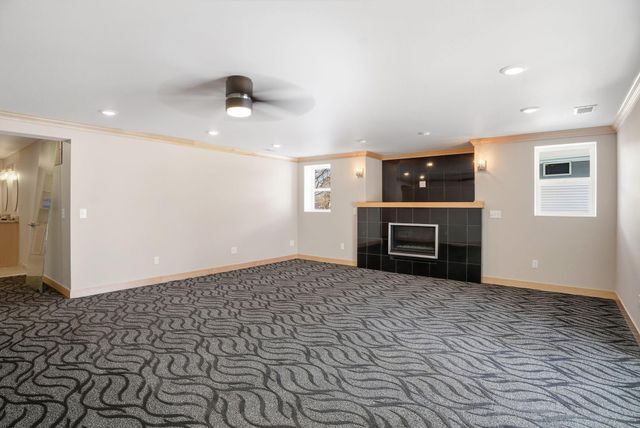 1162 Lakewood Drive S, Maplewood, MN 55119