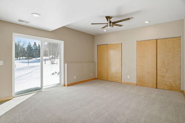 1162 Lakewood Drive S, Maplewood, MN 55119