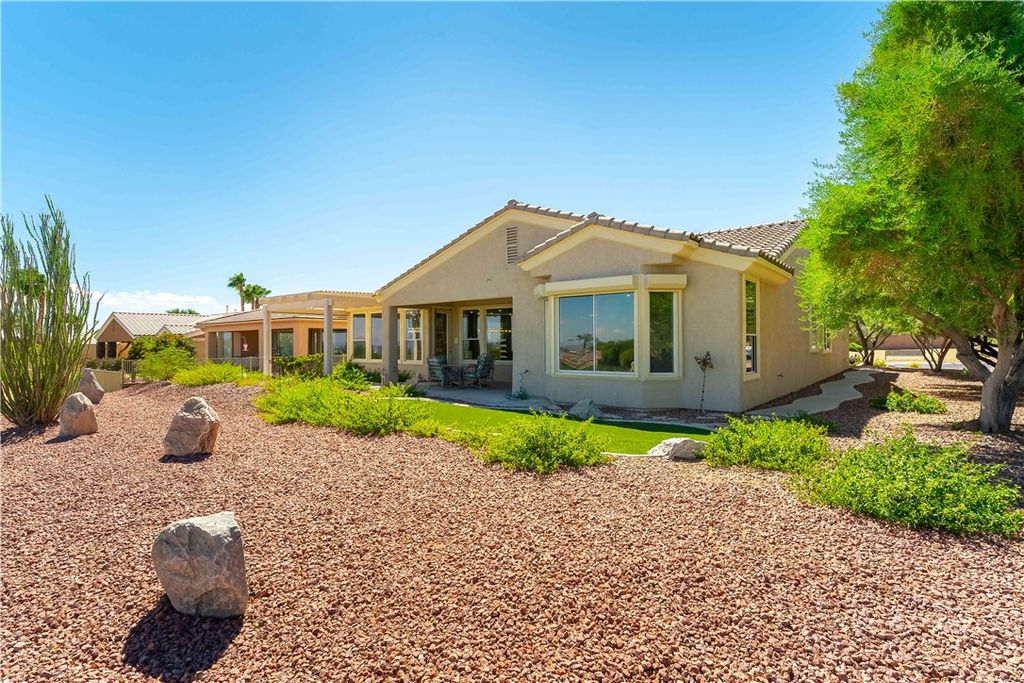 Image 25 of property listing at 10584 Abisso Drive, Las Vegas, NV 89135