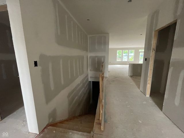 9570 Hemingway Drive, Indianapolis, IN 46239