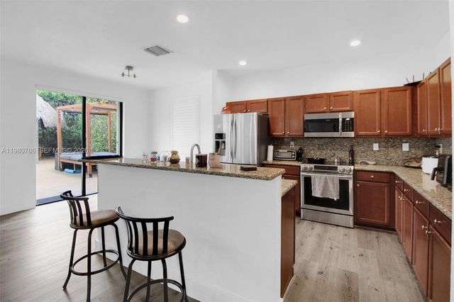 17343 SW 155th Ct, Miami, FL 33187