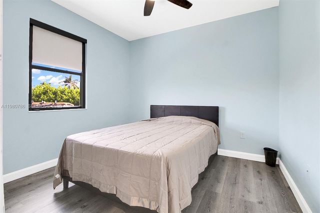 17343 SW 155th Ct, Miami, FL 33187