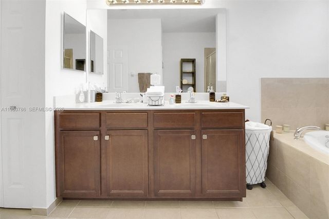 17343 SW 155th Ct, Miami, FL 33187