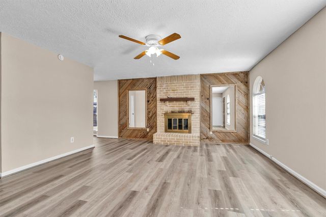 4627 Hickorygate Drive, Spring, TX 77373